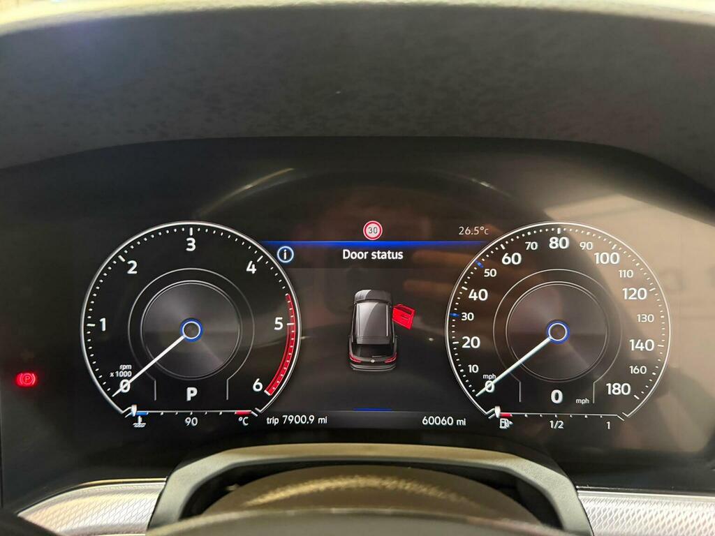 Volkswagen Touareg 3.0 Tdi V6 R-line 4Motion White #32