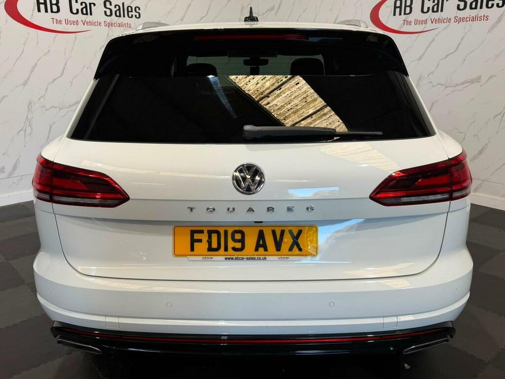 Volkswagen Touareg 3.0 Tdi V6 R-line Tech Tiptronic 4Motion Euro 6 S White #3