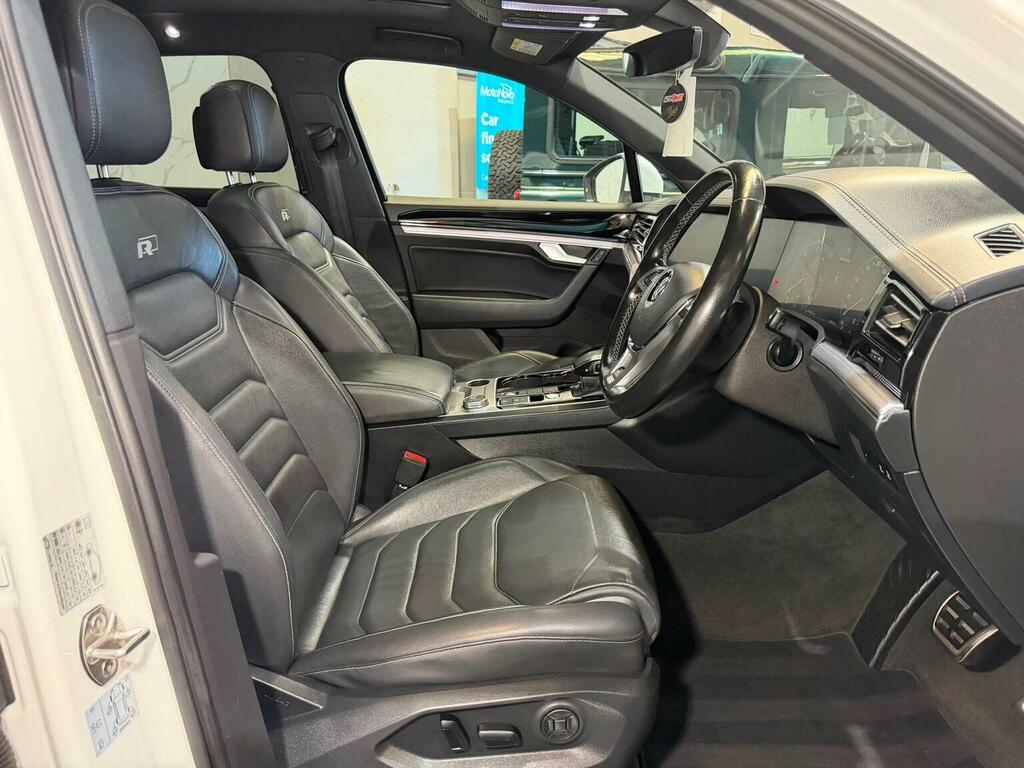 Volkswagen Touareg 3.0 Tdi V6 R-line 4Motion White #9