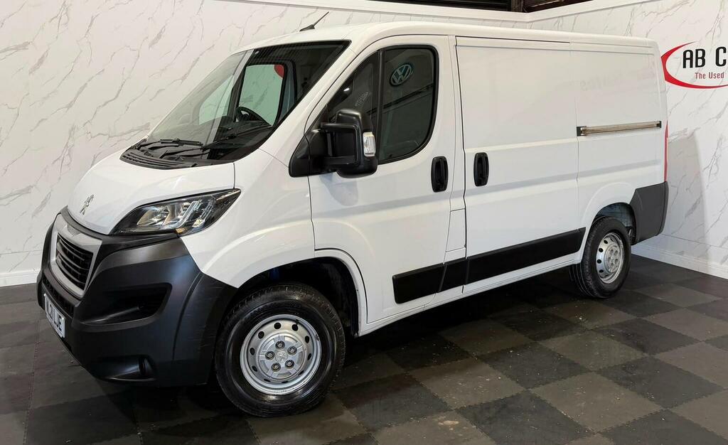 Peugeot Boxer 2.2 Bluehdi 333 Professional L1 H1 Euro 6 Ss White