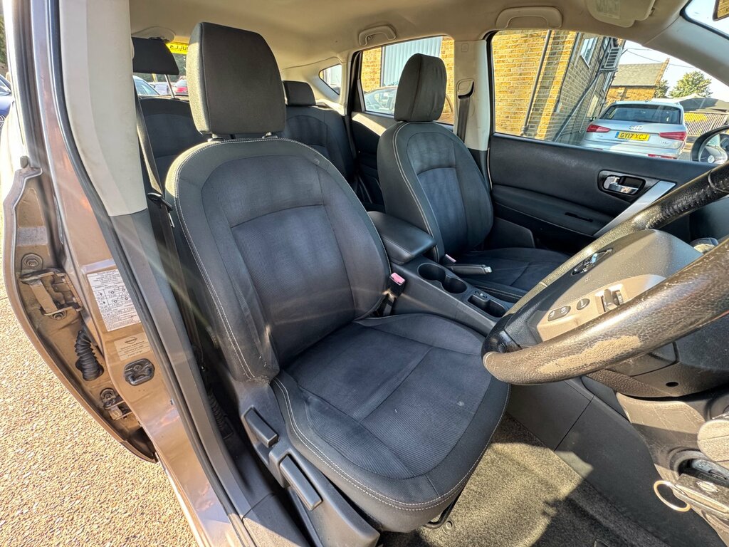 Nissan Qashqai 1.5 Acenta Dci 110 Bhp Grey #25