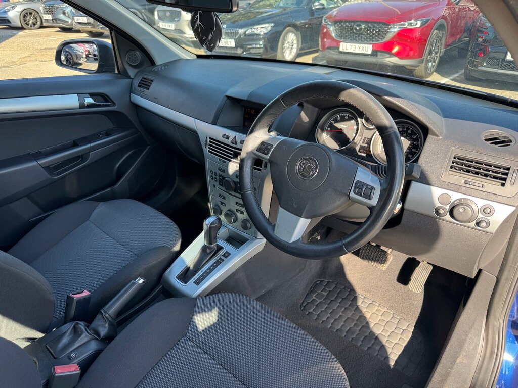 Vauxhall Astra 1.8 Vvt 16V Sri Exterior Pack Sport Hatch Black #20