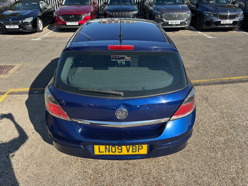 Vauxhall Astra 1.8 Vvt 16V Sri Exterior Pack Sport Hatch Black #10