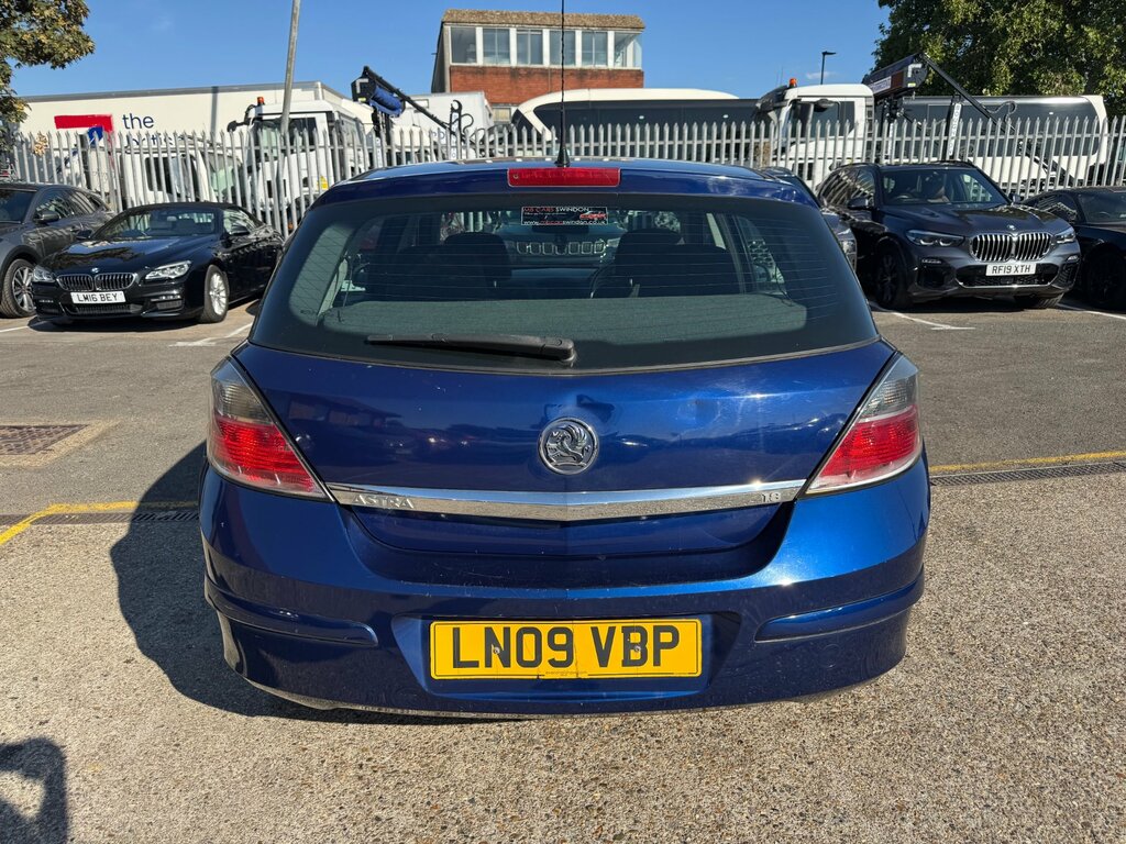 Vauxhall Astra 1.8 Vvt 16V Sri Exterior Pack Sport Hatch Black #11