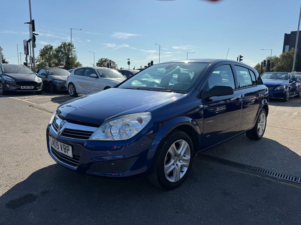 Vauxhall Astra 1.8 Vvt 16V Sri Exterior Pack Sport Hatch Black #7