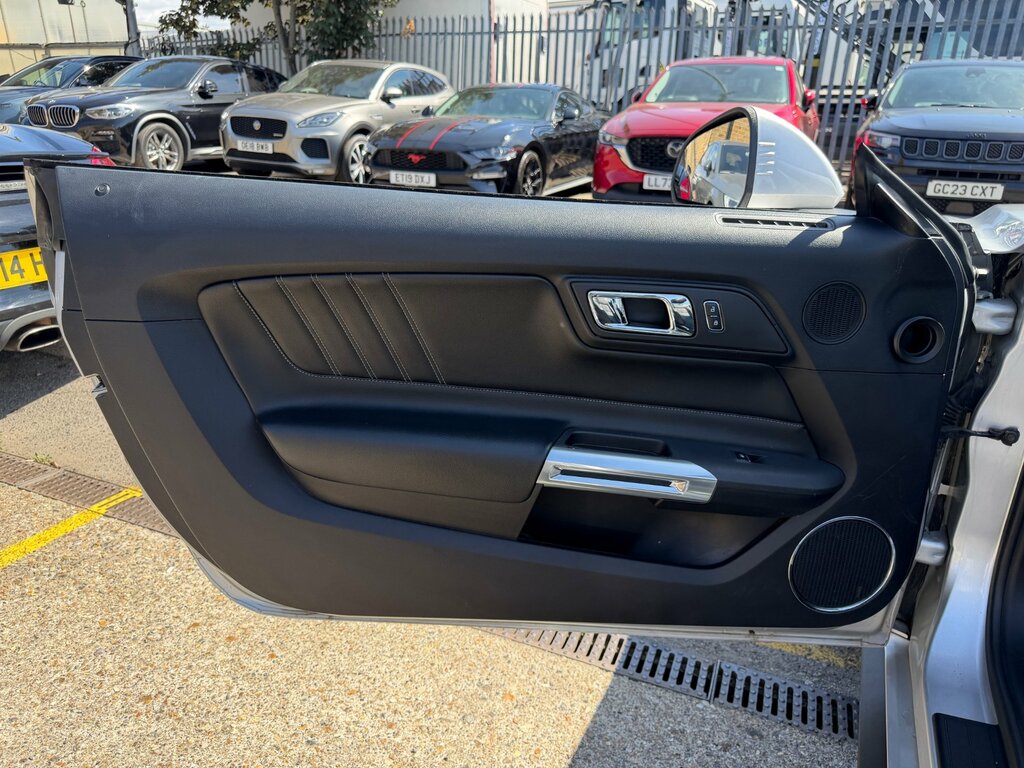 Ford Mustang 2.3T Ecoboost Convertible Euro 6 Black #33