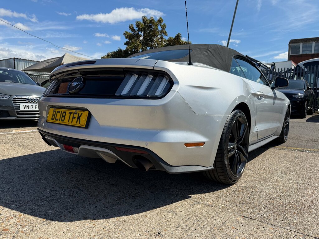 Ford Mustang 2.3T Ecoboost Convertible Euro 6 Black #12
