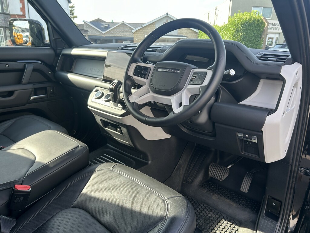 Land Rover Defender 2024 3.0 D250 Mhev Xs Edition 4Wd Euro 6 Ss Black #10