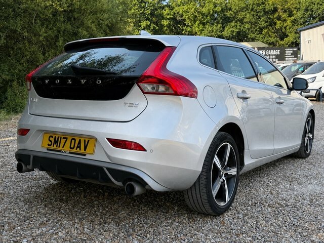 Volvo V40 T2 R-design Hatchback Silver #4