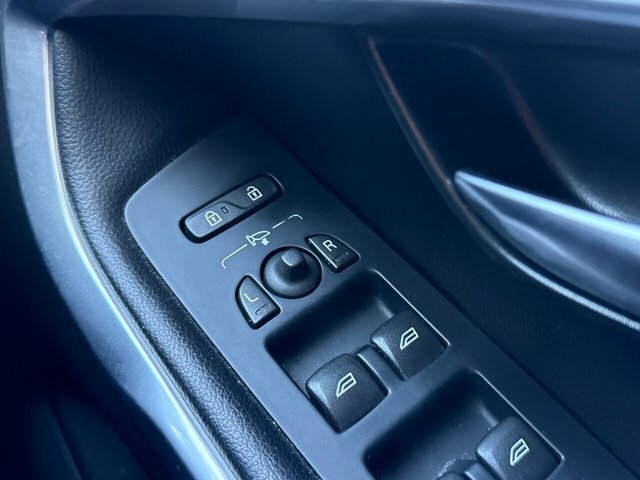 Volvo V40 Cross Country T5 Pro Hatchback Black #14