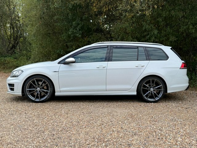 Volkswagen Golf Tsi Bluemotion Tech R VE66YHP White #2