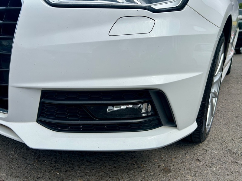 Audi A1 Tfsi S Line 35 White #6