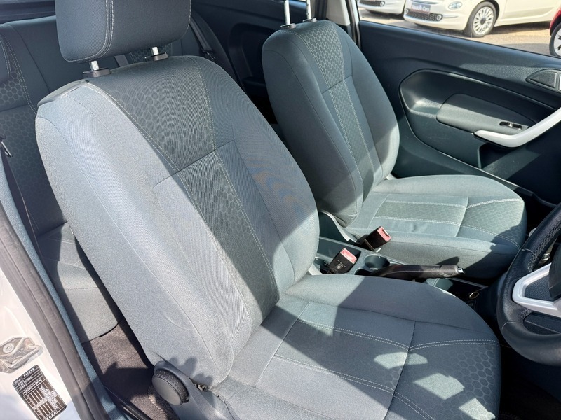 Ford Fiesta 1.25 Zetec Brown #16