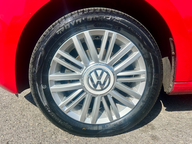 Volkswagen Up Move Up Tech Edition Red #6