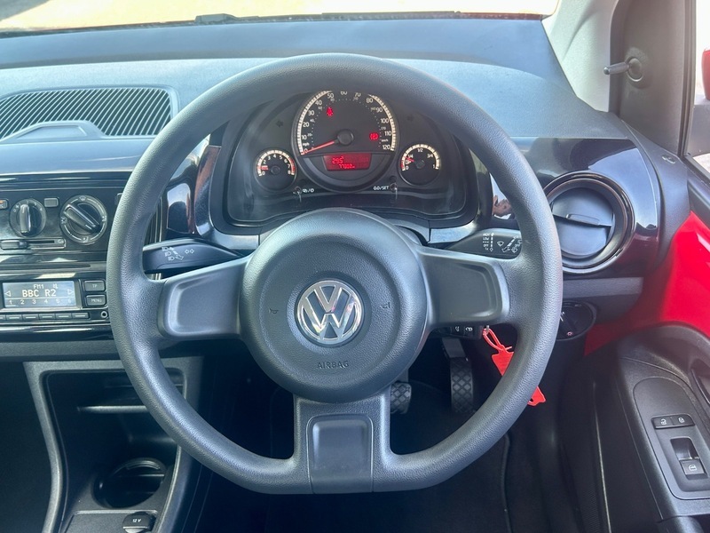 Volkswagen Up Rock Up 3-Door White #21