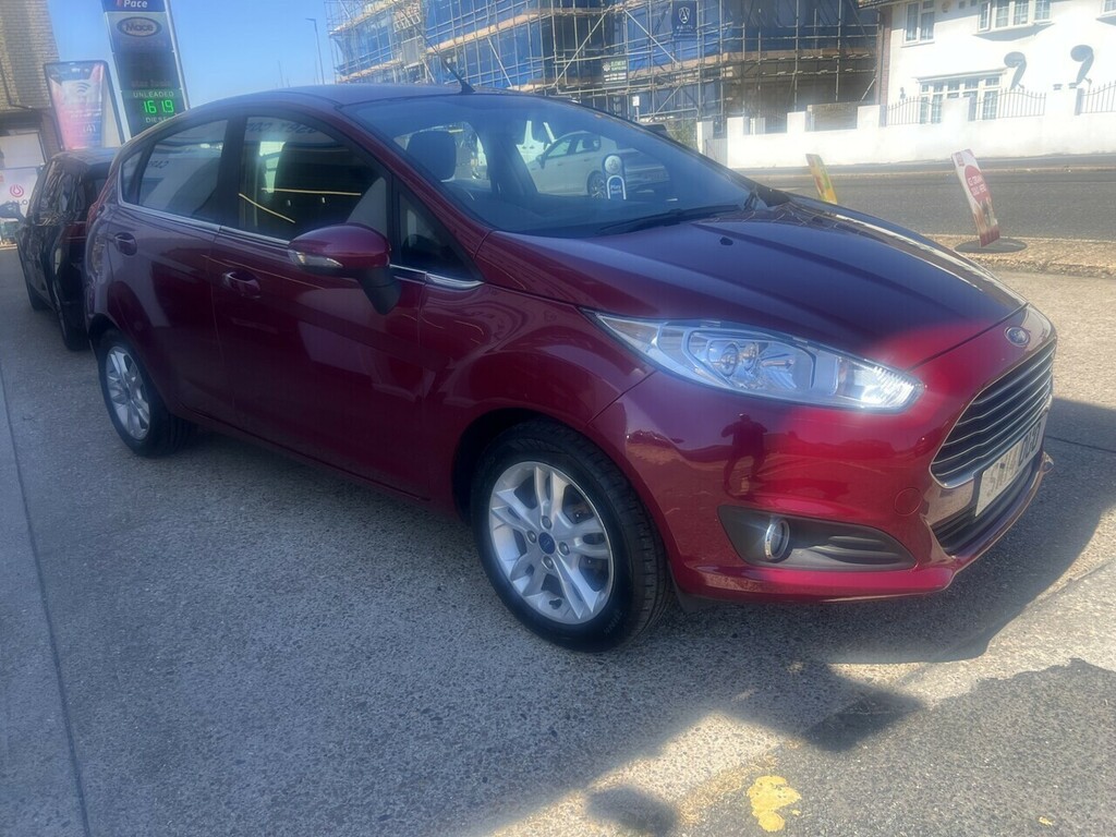 Ford Fiesta Zetec Red
