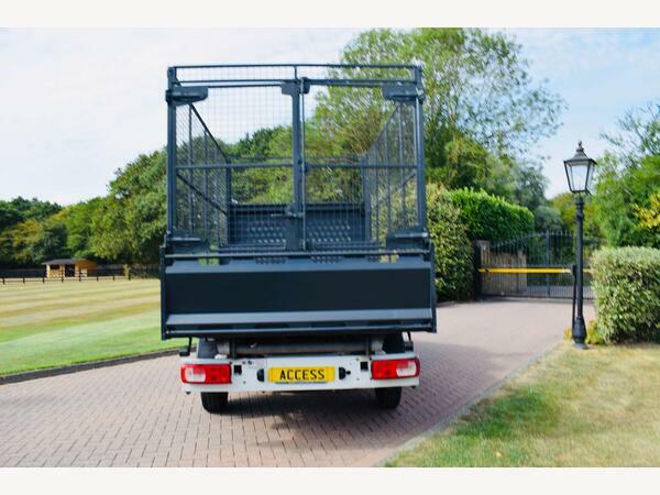 Volkswagen Crafter Tipper 2.0 Tdi Cr35 Cage Tipper With Aircon White #3