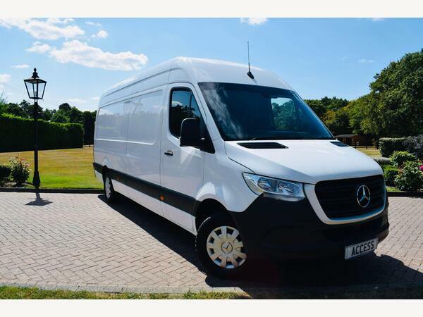 Mercedes-Benz Sprinter 2.0 315Cdi Lwb 3.5T. 5M. Luton Tail Lift New Body White #9