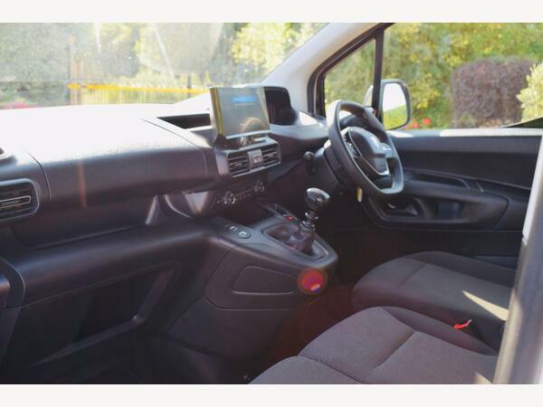 Peugeot Partner Panel Van 1.5 Bluehdi 1000 Professional Standard P White #6
