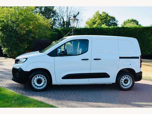 Peugeot Partner Panel Van 1.5 Bluehdi 1000 Professional Standard P White #3