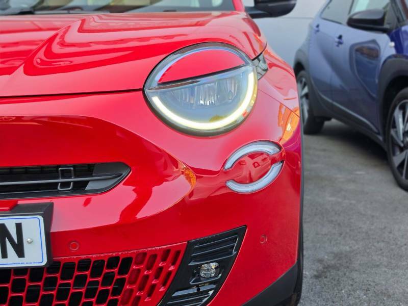 Fiat 600 1.2 Hybrid 48V 136 Icon Edct-6 Red #5