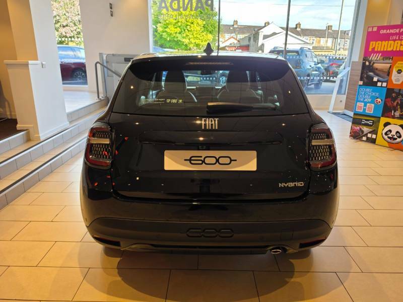 Fiat 600 1.2 Hybrid 48V Icon Edct-6 Black #3
