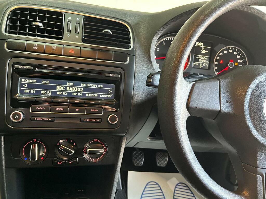 Volkswagen Polo 1.4 Tdi Bluemotion Tech Sel Hatchback M White #13