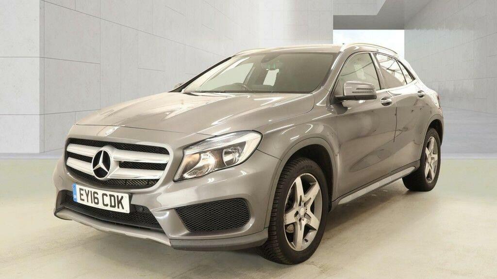 Mercedes-Benz GLA Class 2.1 Gla200d Amg Line 7G-dct Euro 6 Ss Grey #5