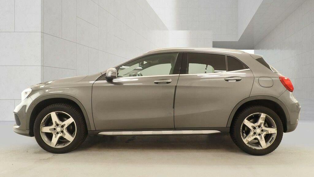 Mercedes-Benz GLA Class 220D Amg Line Executive Suv 7G-dct 4M Black #14