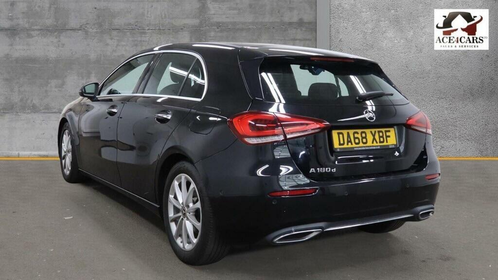 Mercedes-Benz A Class 1.5 A180d Sport Premium 7G-dct Euro 6 Ss Black #3