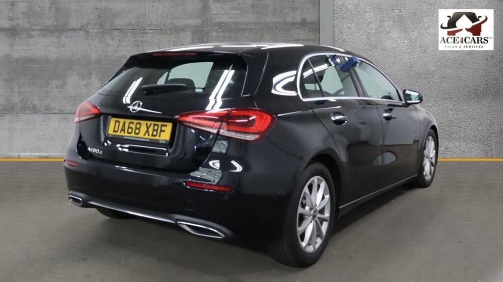 Mercedes-Benz A Class 1.5 A180d Sport Premium 7G-dct Euro 6 Ss Black #4