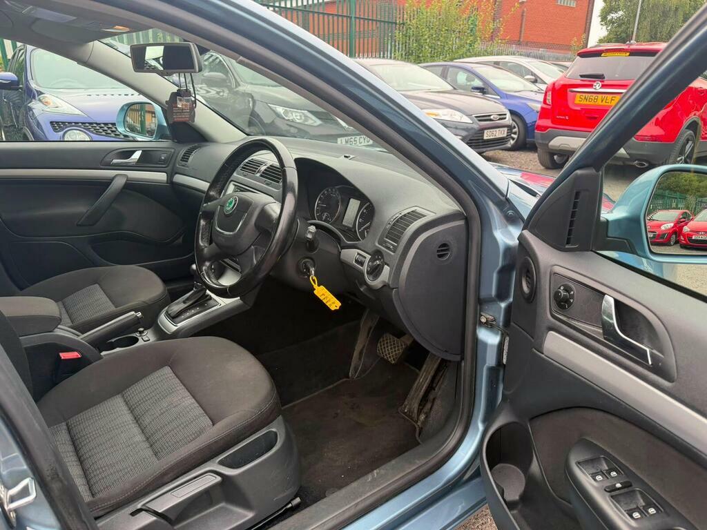 Skoda Octavia Hatchback 1.8 Tsi Elegance Euro 5 201161 Grey #15