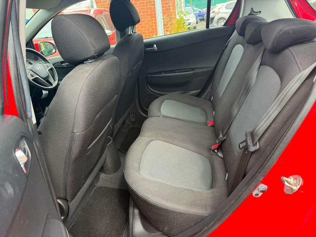 Hyundai I20 1.2 Classic Euro Black #13