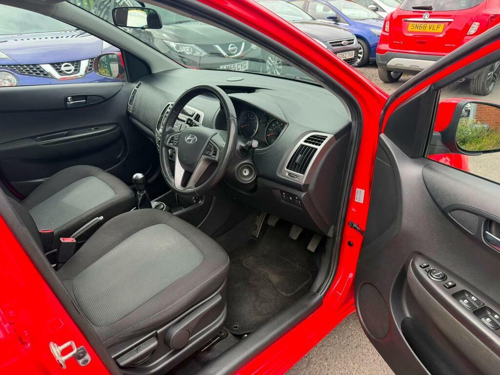 Hyundai I20 1.2 Classic Euro Black #15