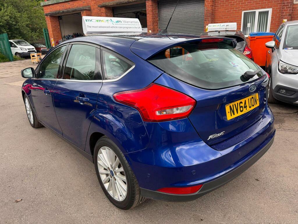 Ford Focus Zetec Tdci Big Wheels And Privacy Glass Really S Red #3
