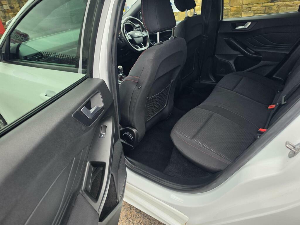 Ford Focus 1.5 Ecoblue St-line X Estate Eur Blue #9
