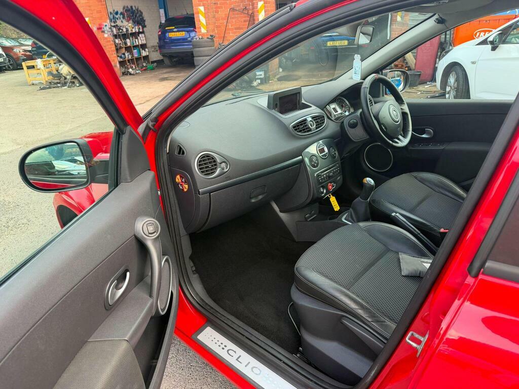 Renault Clio 1.2 I-music Hatchback Euro 5 75 Grey #11