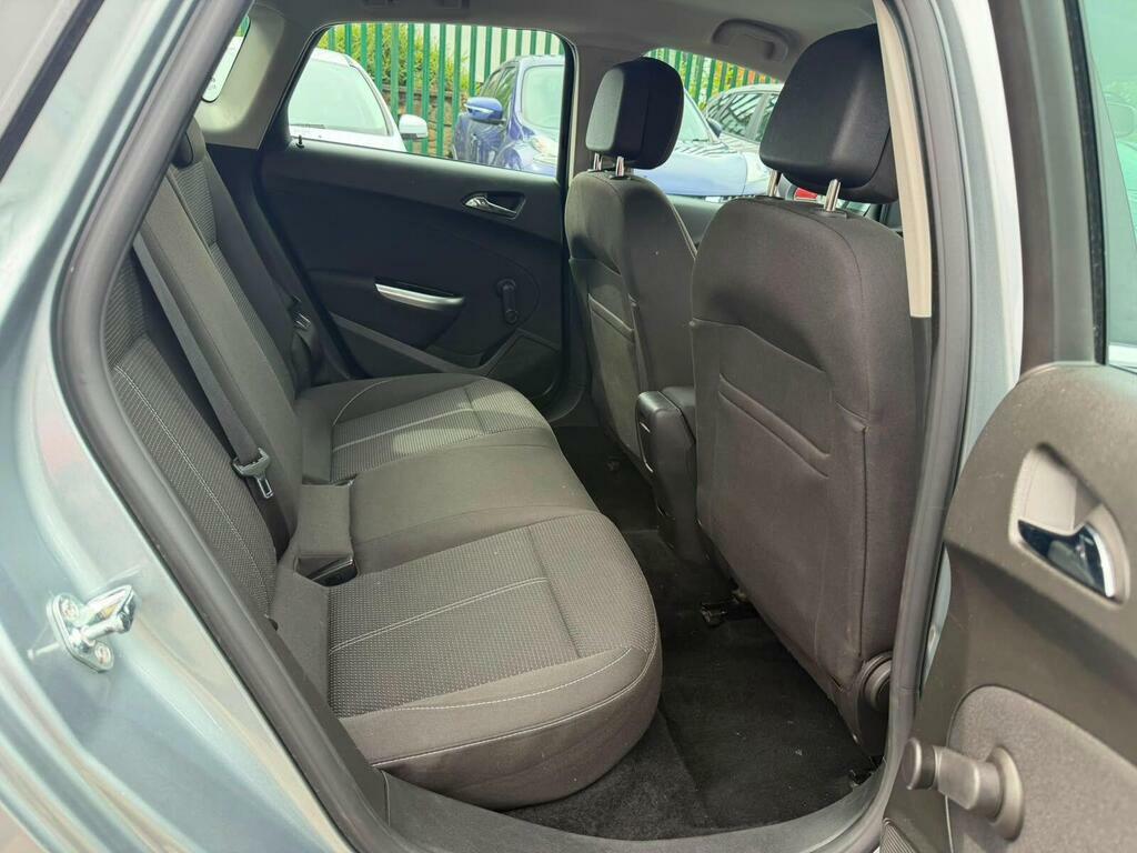 Vauxhall Astra Estate 1.3 Cdti Ecoflex Se Sports Tourer Euro 5 S Grey #13