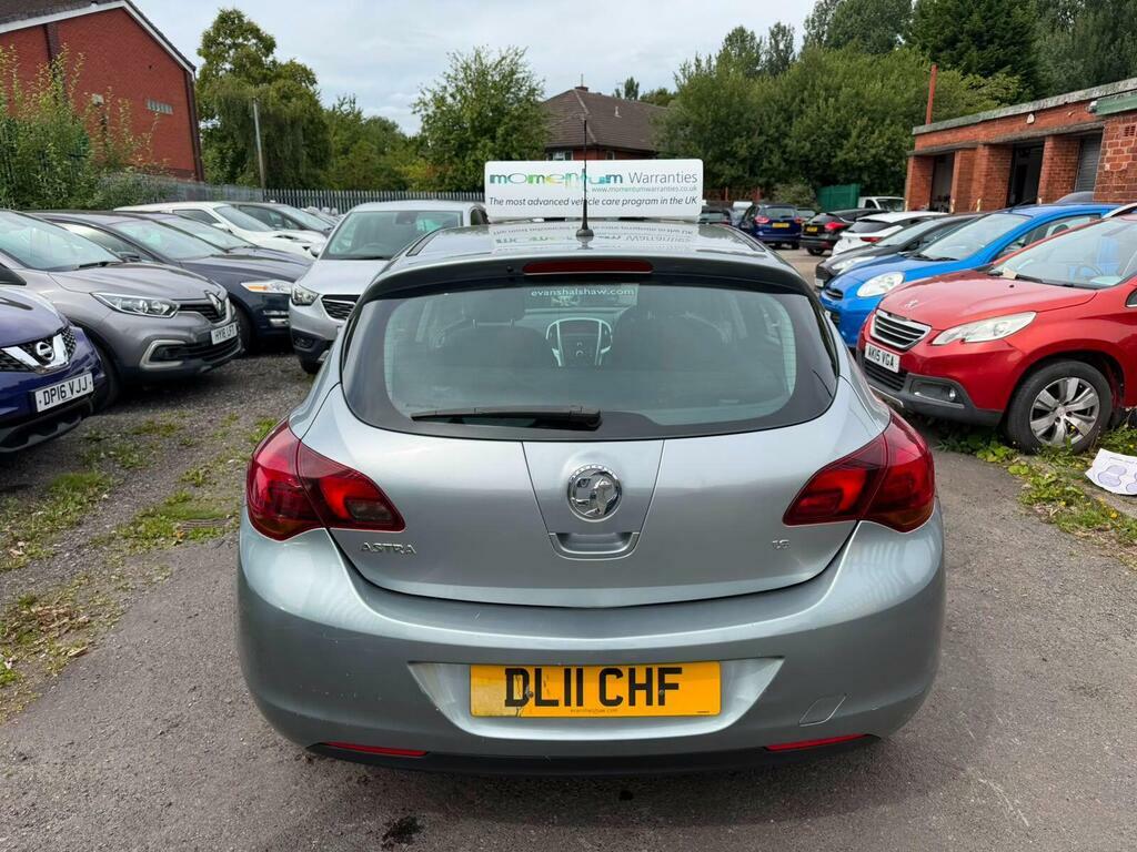 Vauxhall Astra 1.6 16V Sri Euro 5 Silver #6