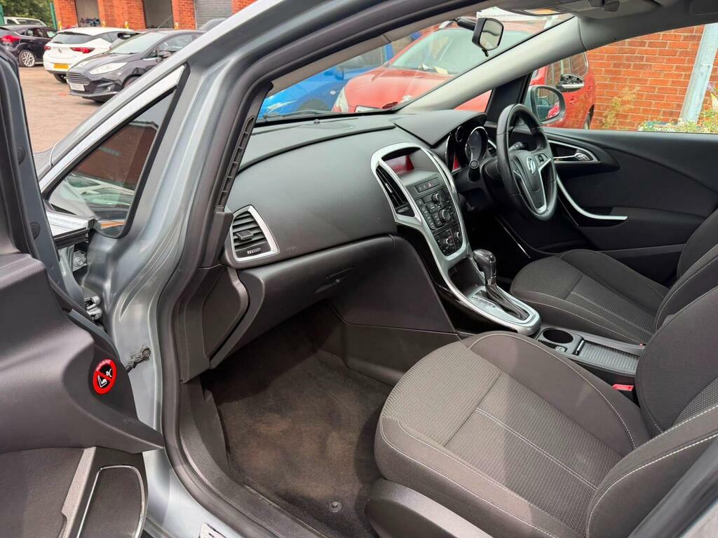 Vauxhall Astra Estate 1.3 Cdti Ecoflex Se Sports Tourer Euro 5 S Grey #14