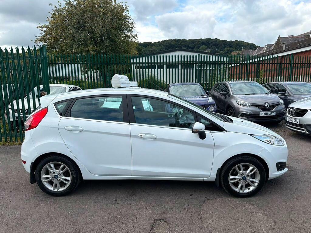 Ford Fiesta 1.2 Zetec 81 Bhp. Pound35 Road Tax-city Pack- White #8