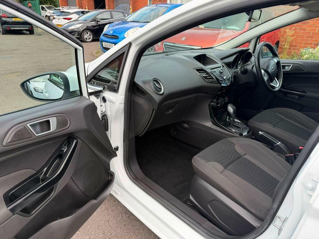 Ford Fiesta 1.2 Zetec 81 Bhp. Pound35 Road Tax-city Pack- White #12