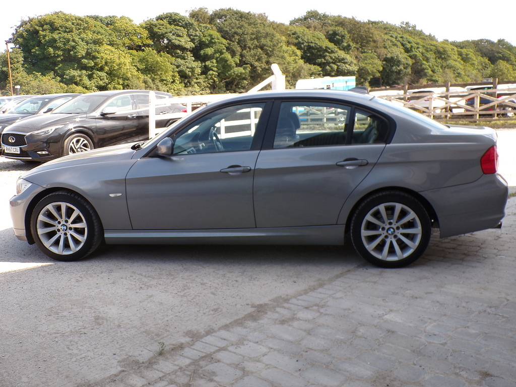 BMW 3 Series 318I Se Grey #5
