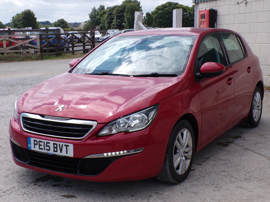 Peugeot 308 Hdi Active Red #4