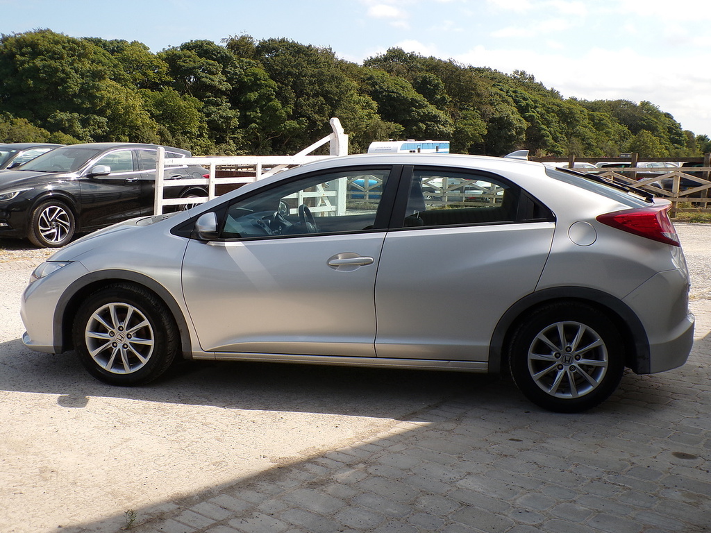 Honda Civic I-vtec Se Silver #5