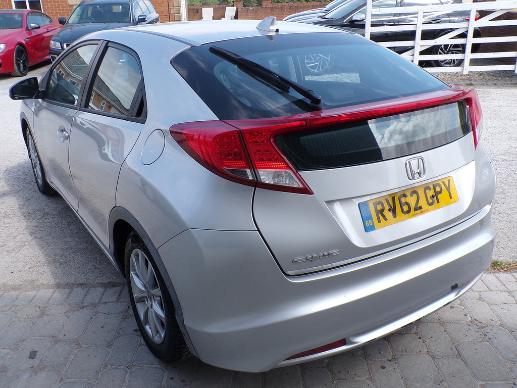Honda Civic I-vtec Se Silver #6