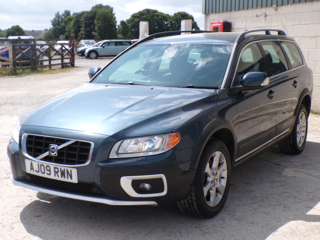 Volvo XC70 D5 Se Lux Blue #4