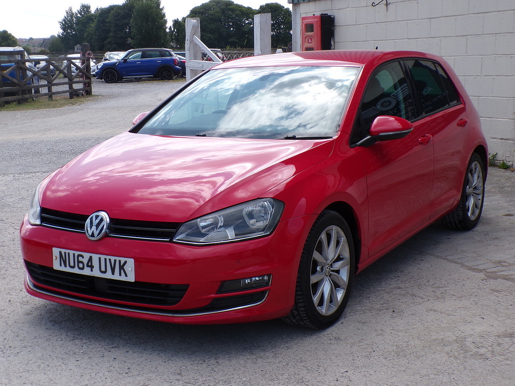 Volkswagen Golf Tdi Bluemotion Tech Gt Red #4