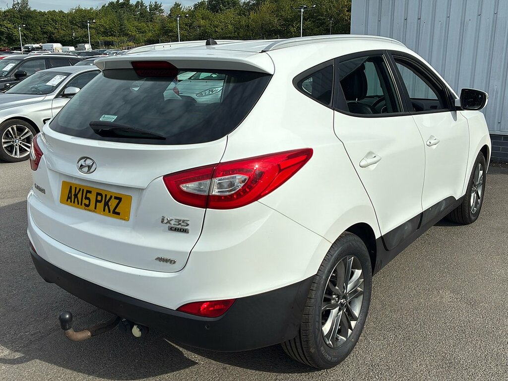 Hyundai Ix35 Crdi Se White #4