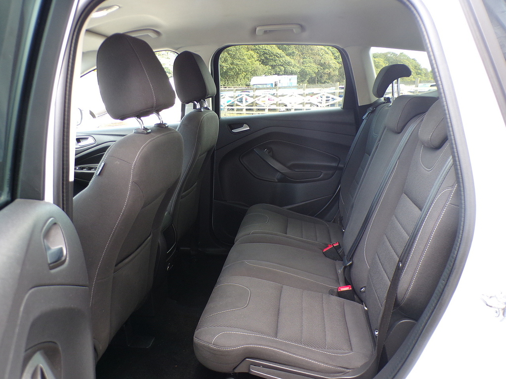Ford Kuga 2.0 Tdci Titanium Suv Awd Euro 5 Black #17